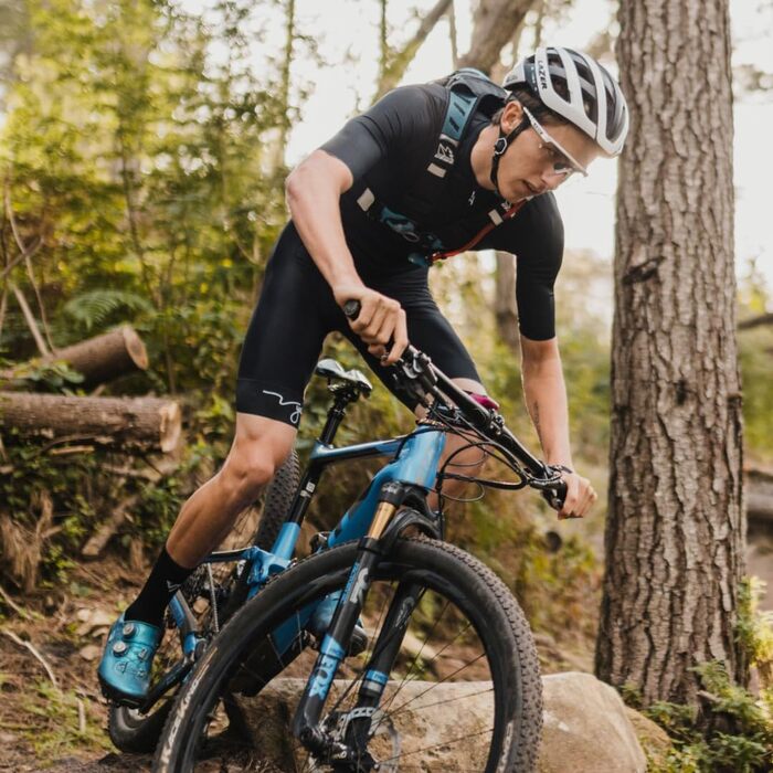 Рюкзак для гідратації USWE Hydro 3 MTB синій 3 л