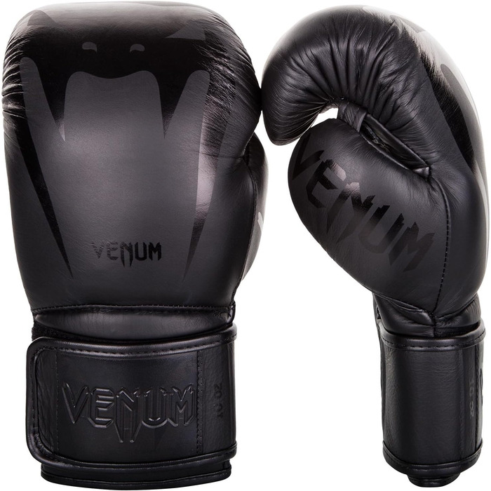 Боксерські рукавички Venum Giant 3.0 для муай-тай і кікбоксингу