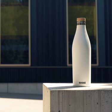 Термос-бутилка SIGG Meridian, герметична, 0,5/0,7 л, подвійна стінка з нержавіючої сталі 18/8, бамбукова кришка, BPA та пластику немає