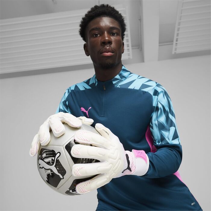 Воротарські рукавички PUMA Future Pro Hybrid для футболу