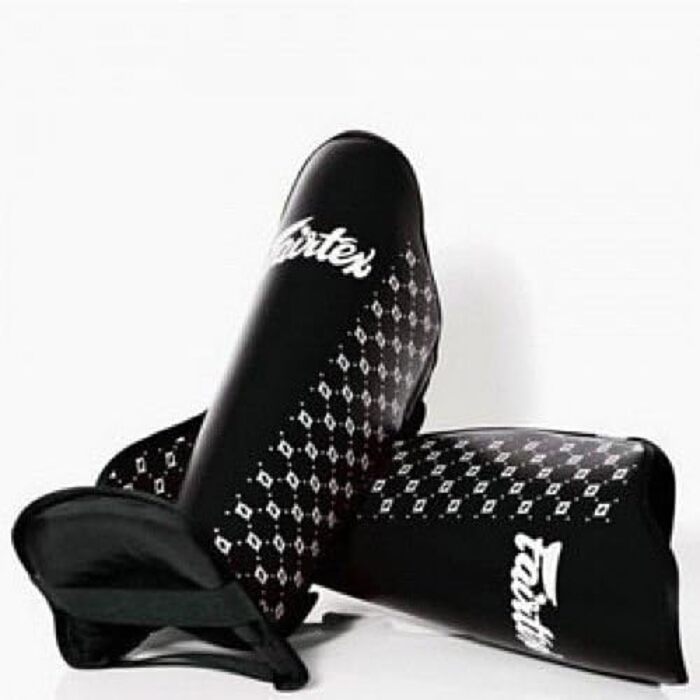 Щитки гомілки Fairtex SP5 Super Comfort чорний розмір L