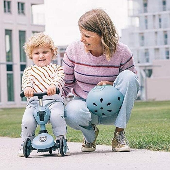 Дитячий шолом Scoot and Ride XXS з LED підсвіткою, матове покриття, регульовані ремінці, флісова підкладка