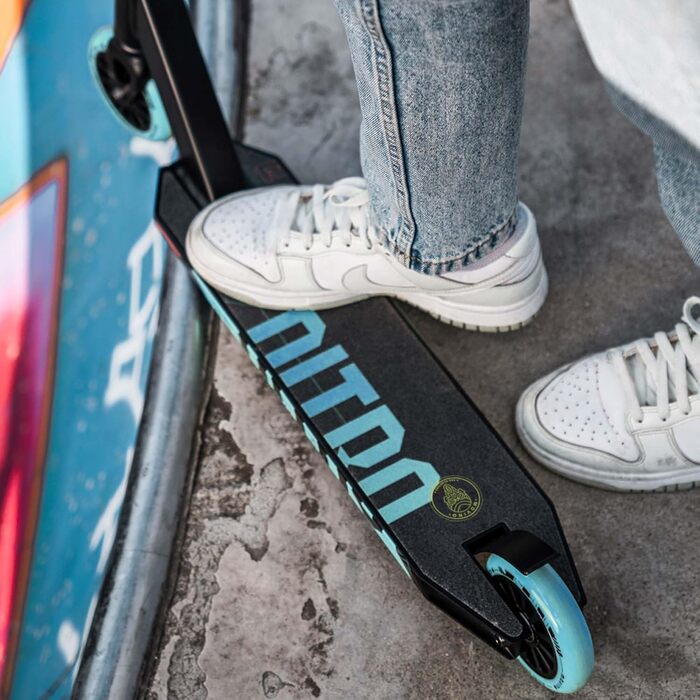 Трюковий самокат Glide для фрістайлу, ABEC 9, 100мм колеса, алюмінієва дека 6061, вага 3,3 кг, навантаження до 100 кг