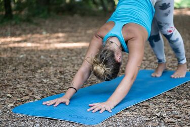 Спортивний килимок YOGATI Килимок для фітнесу Нековзний з ремінцем для перенесення. Гімнастичний килимок для йоги, пілатесу та фітнесу. Килимок для йоги для чоловіків і жінок. Килимок для йоги не ковзає. Килимок для вправ, килимок для йоги. (світло-сірий)