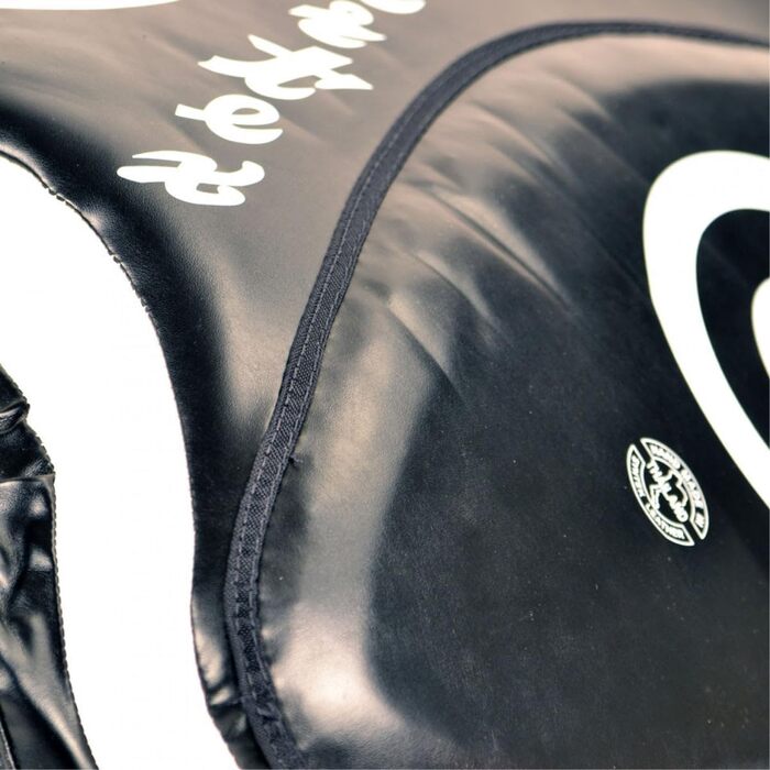 Накладка на стегна Fairtex TP3 Deluxe чорна