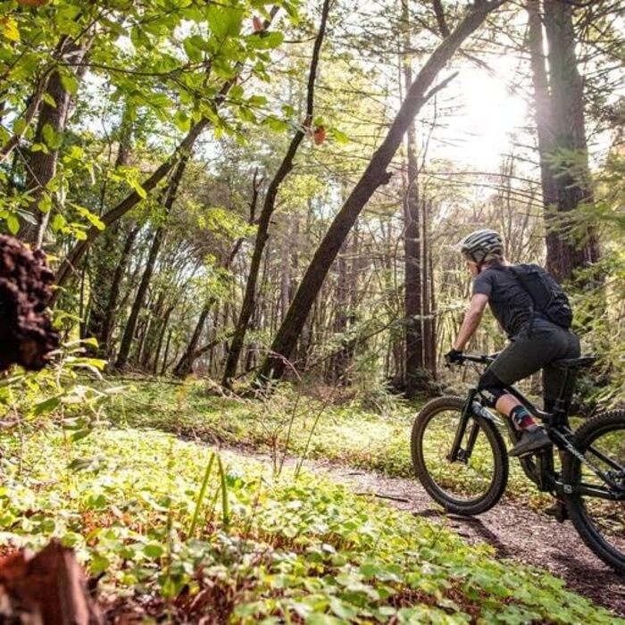 Велосипедний гідратаційний рюкзак CAMELBAK Lobo 9 л з резервуаром 2 л