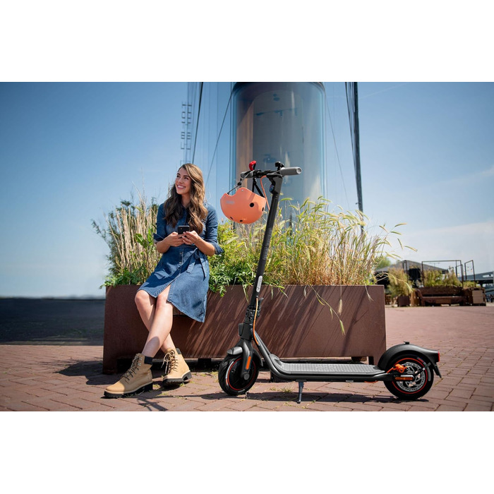 Електросамокат Segway-Ninebot F20D/F40D, 20 км/год, запас 20/40 км