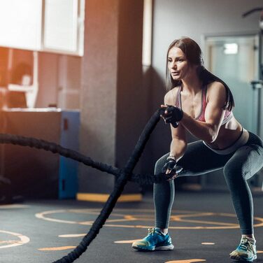 Тренувальна мотузка VEVOR Battle Rope, тренувальна мотузка, бойова мотузка 12,2 м, поліефірна тренувальна мотузка із захисним чохлом і якорем, ударна мотузка для домашнього тренажерного залу, тренування тіла, основні силові тренування, чорний