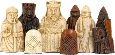 Шахові фігури Острів Льюїс від Національного музею Шотландії – розкішний набір історичних фігур