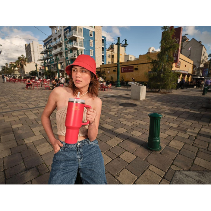 Термочашка STANLEY Quencher H2.0 з нержавіючої сталі, вакуумна, з кришкою та соломинкою, 1,2 л, для води, чаю, кави, смузі, колір Chili