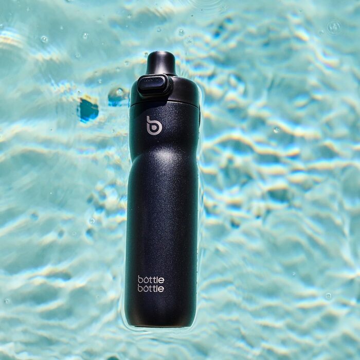 Термос пляшка BOTTLE BOTTLE 680 мл з ручкою та кришкою, нержавіюча сталь, чорна, герметична, для спорту, подорожей, велоспорту, бігу, туризму